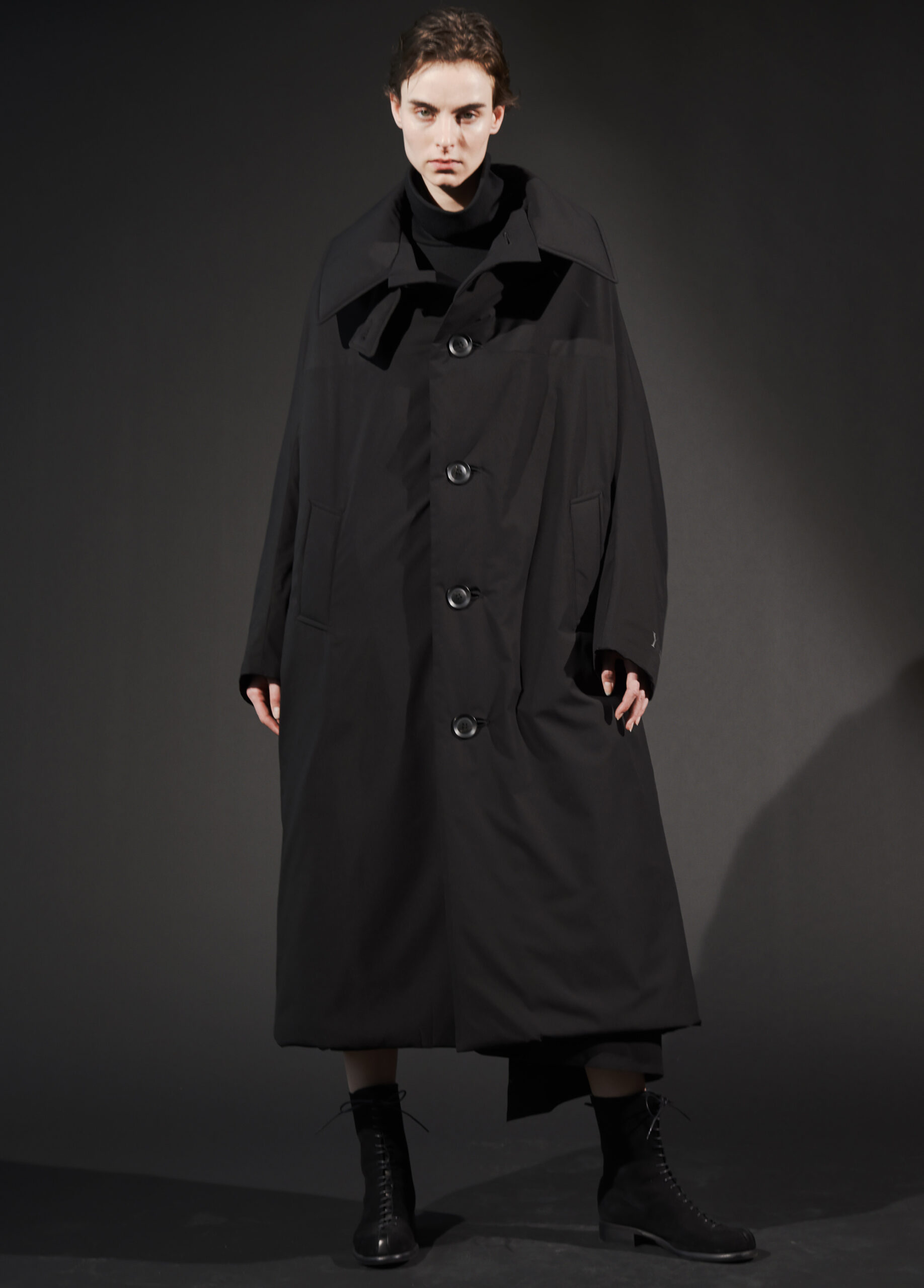 Y's AW23 HIGHLIGHTS | Yohji Yamamoto (ヨウジヤマモト) Official Site