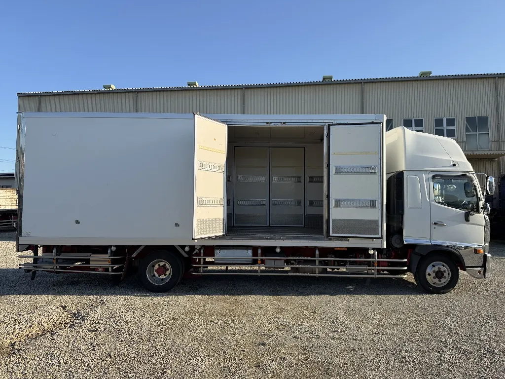 日野 レンジャー 日野レンジャー ☆L6.5mハイルーフジョルダー4列格納