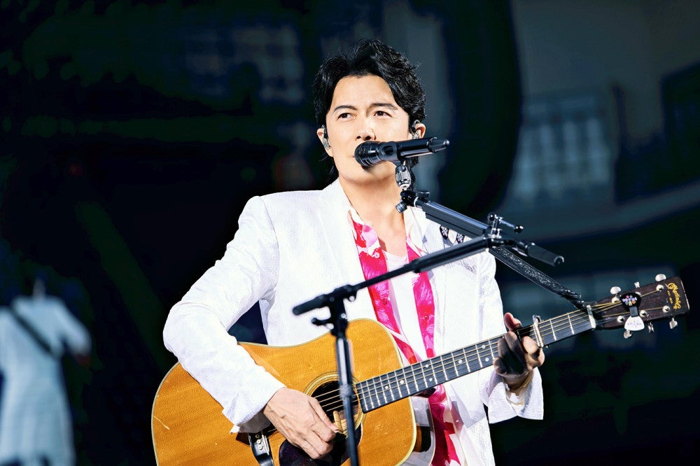 福山雅治さんが無料ライブ、「長崎スタジアムシティ」こけら落とし