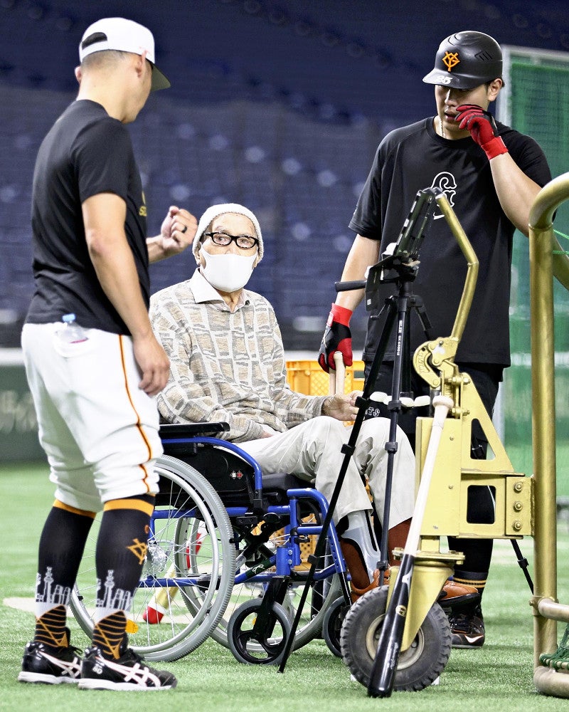 長嶋茂雄・巨人軍終身名誉監督「絶対勝つんだ」…激励されたチーム