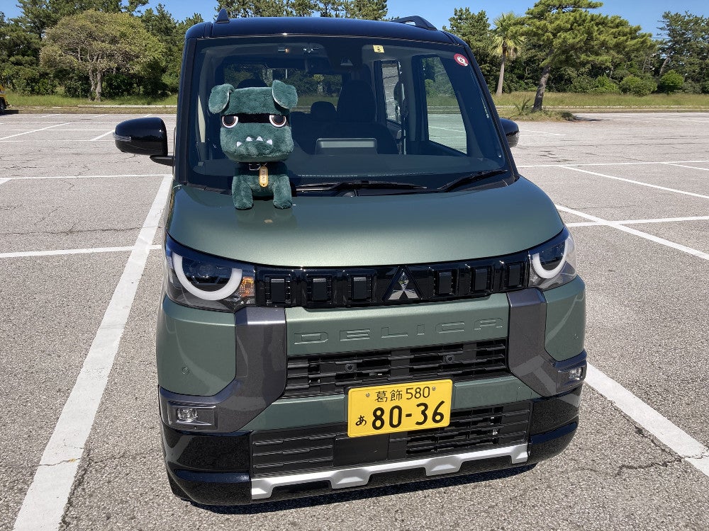 三菱自「デリカミニ」アウトドア志向と装備充実の軽自動車、「デリ丸