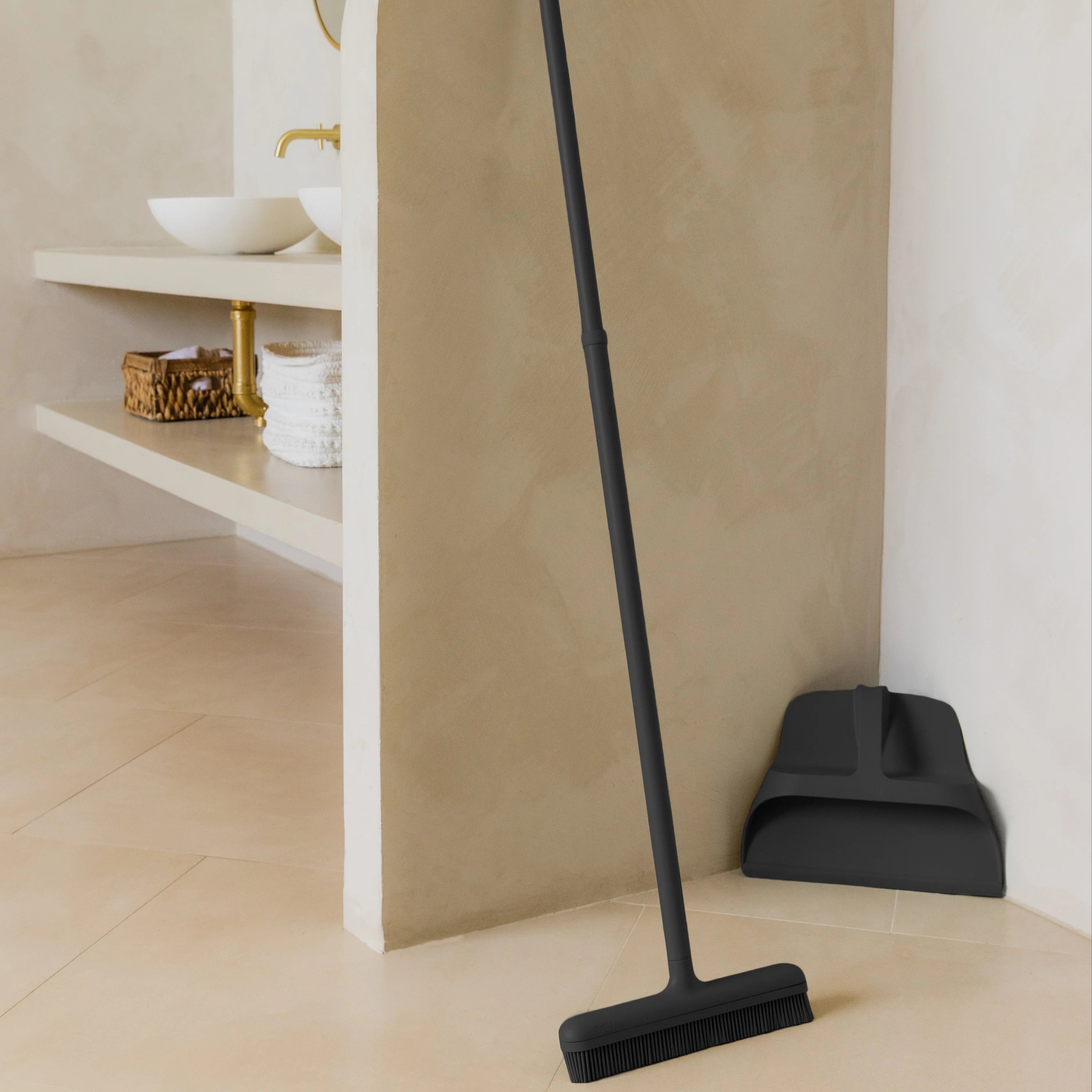 DOTTI Silicone Broom & Dustpan – Yes Chef