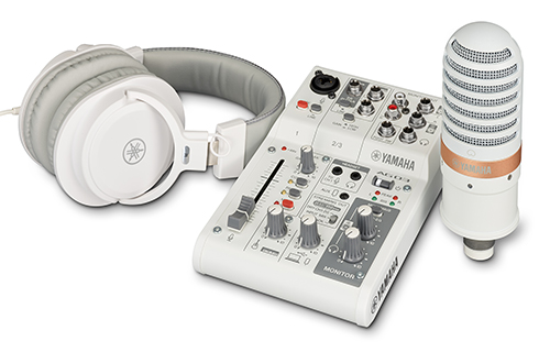 基本機能を強化した後継モデルに加え、ミキサー・マイク一体型モデルも