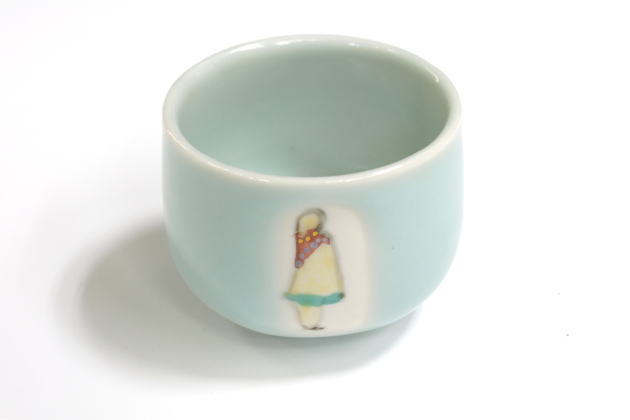 柳瀬美術店 / 三浦小平二「青磁豆彩イエメン女ぐい呑」三浦竹子箱