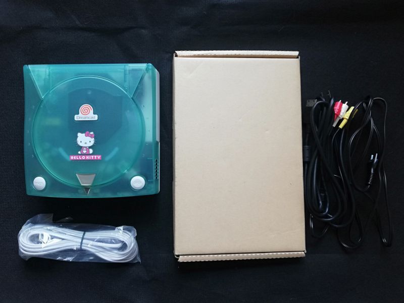ドリームキャスト本体 ハローキティスケルトンブルーモデル 箱有DC