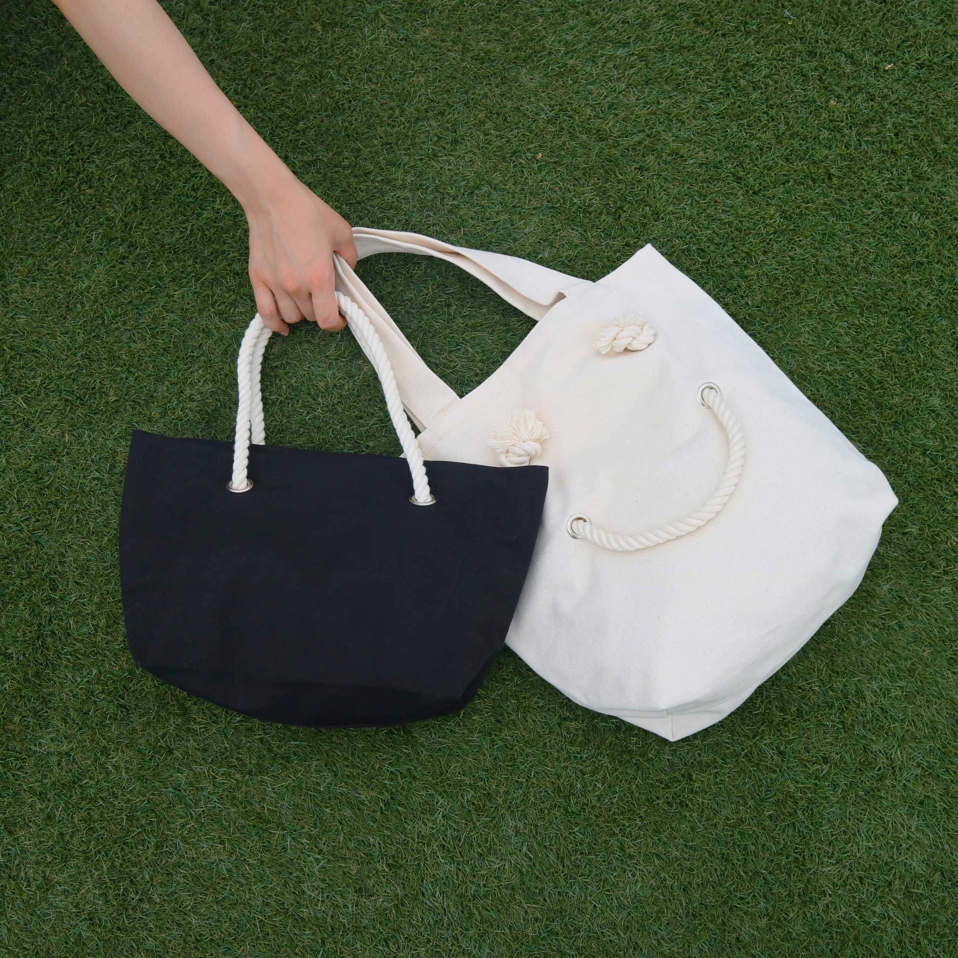 SMILE TOTE | YUKI
