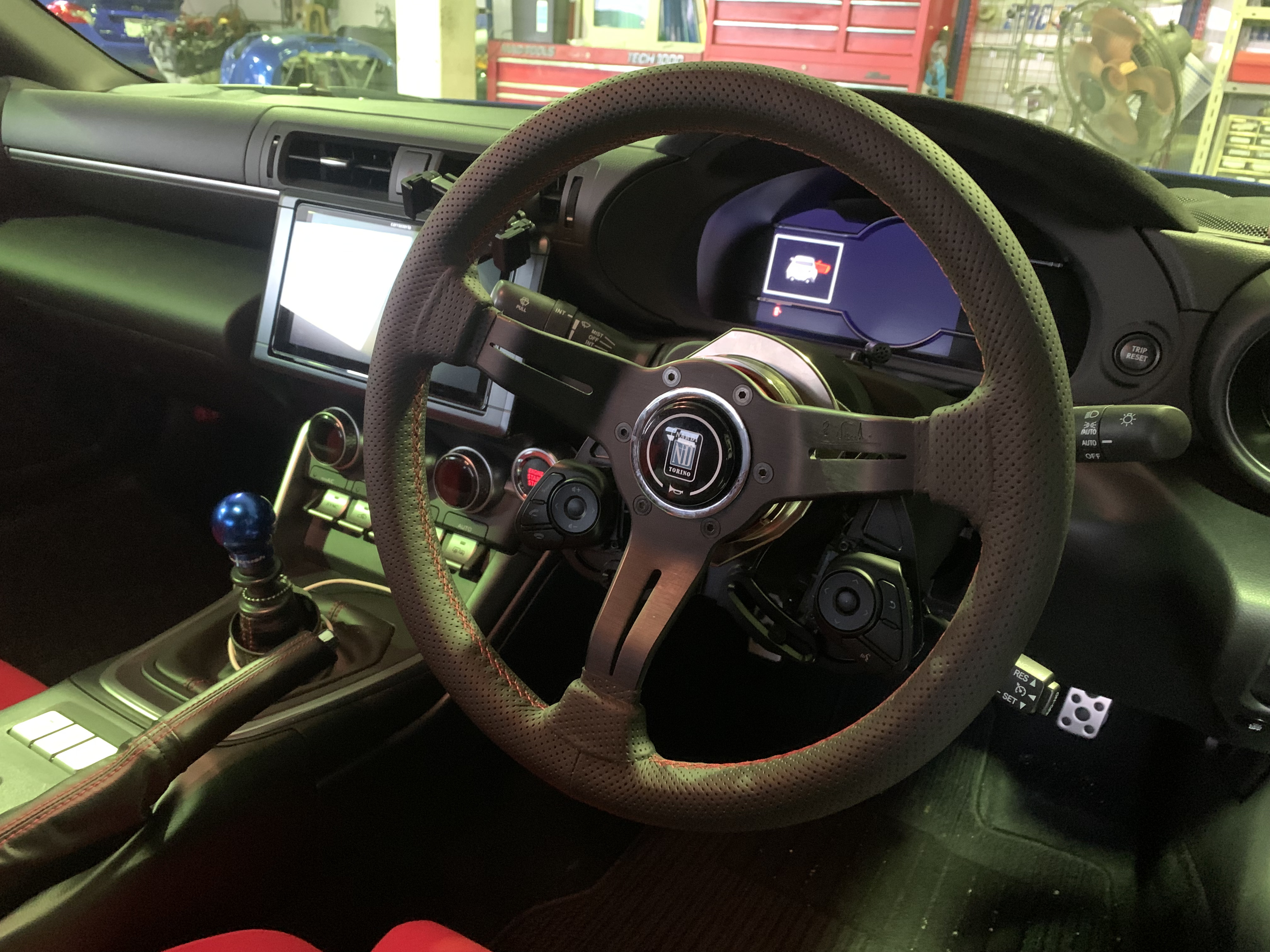 ZD8 BRZ NARDIステアリング・RAPFIXⅡ取付 - ZEROMAX