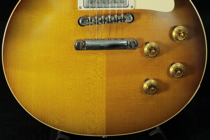 レスポールを嗜む。トップ材メイプルの魔性。 | イシバシ楽器スタッフ