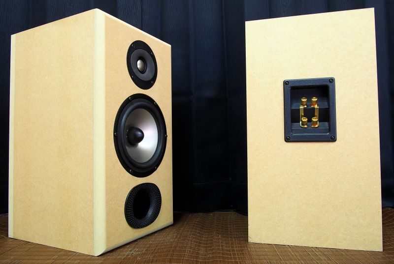 外装選択式☆2Wayバスレフ型自作スピーカー☆seas PRESTIGE L18RNX/P