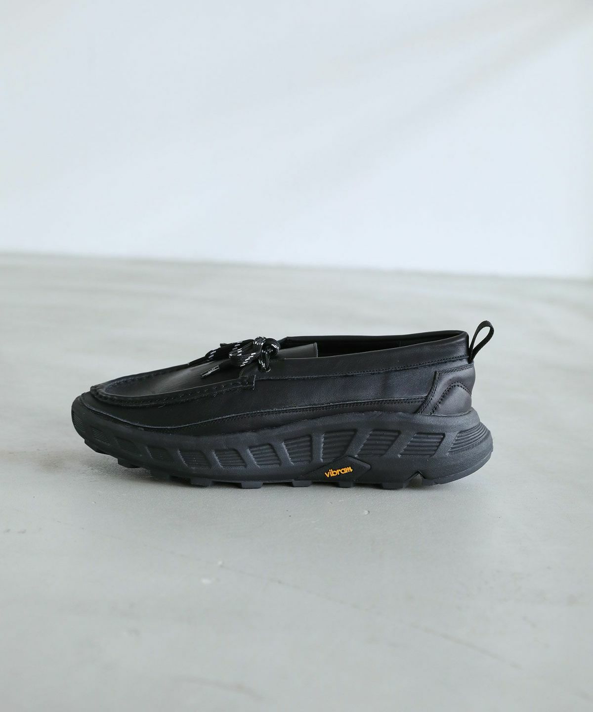 Vibram × OPENING ACT] ボリュームVIBRAMソールリアルレザーモカシン
