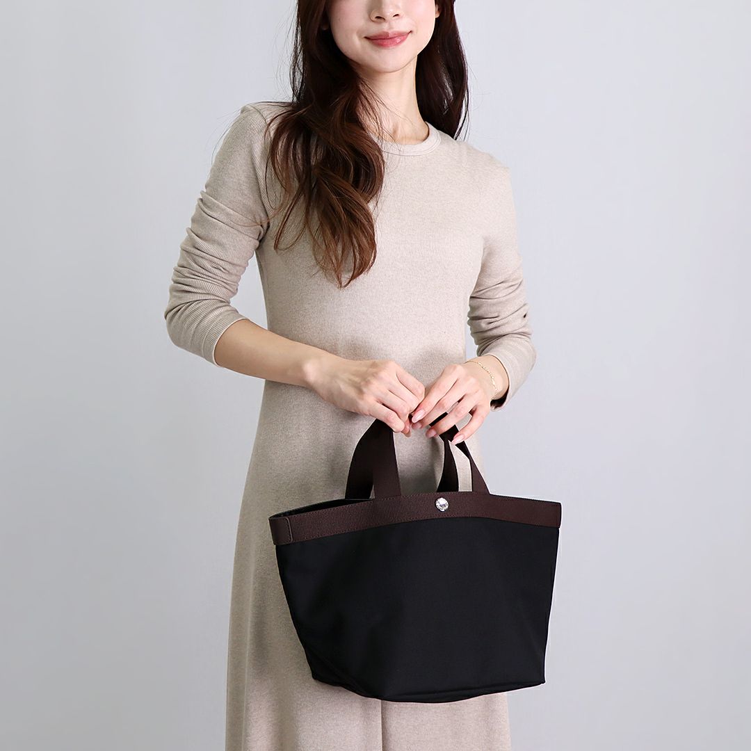 エルベシャプリエ 701C コーデュラ ネイビー×モカ エルベシャプリエ