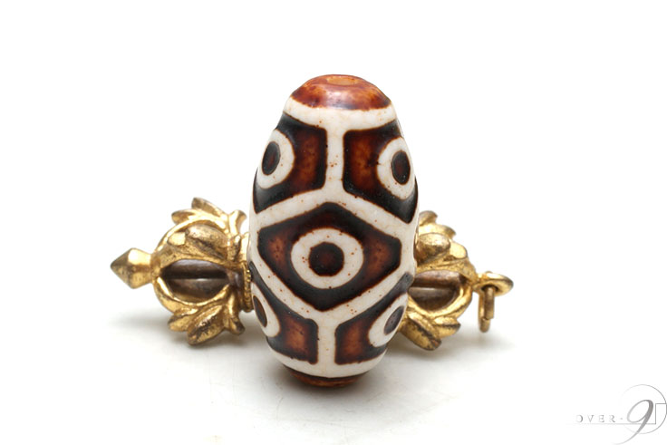 九眼天珠の効能 意味 体験談 チベットに伝わる九眼に迫る！