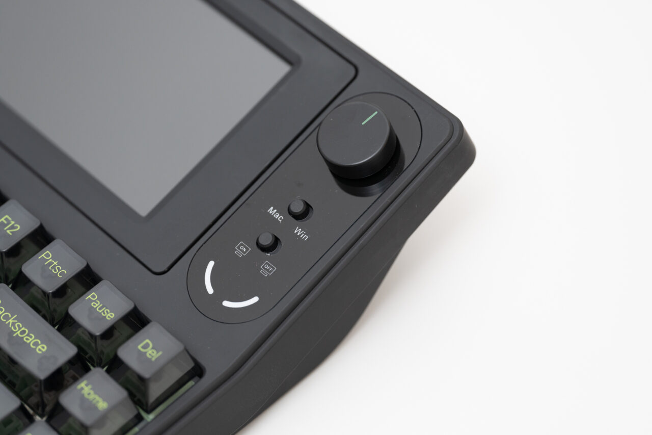 AJAZZ AKP846 レビュー：10.1インチのタッチ式ディスプレイを搭載した