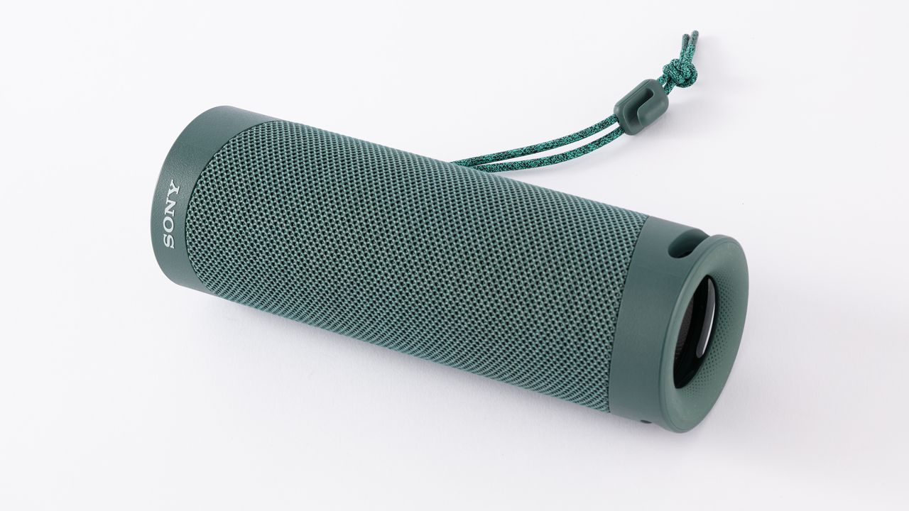 さびに強く水場で活躍、ソニーのワイヤレススピーカー「SRS-XB23」を