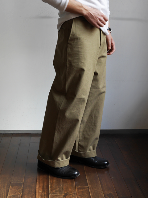 AURALEE Washed Finx Light Chino Wide Pants | 大阪心斎橋のメンズ