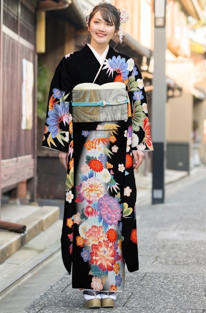 akmx128 正絹 振袖 レンタル店放出品 赤 桜 パールトーン加工 9号