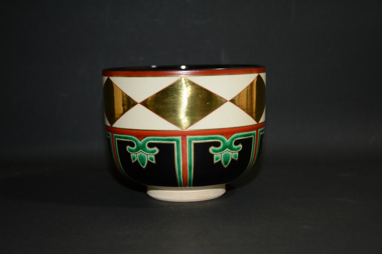 七代高橋道八造 仁清写色絵金彩菱之図茶碗 共箱裏鵬雲斎花押 七代高橋