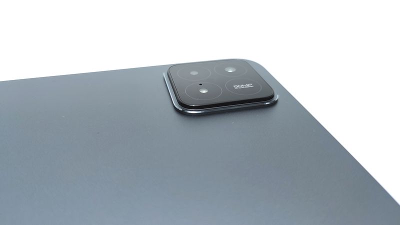 コスパ炸裂！「Xiaomi Pad 6S Pro」実機で付属品を詳しくチェック