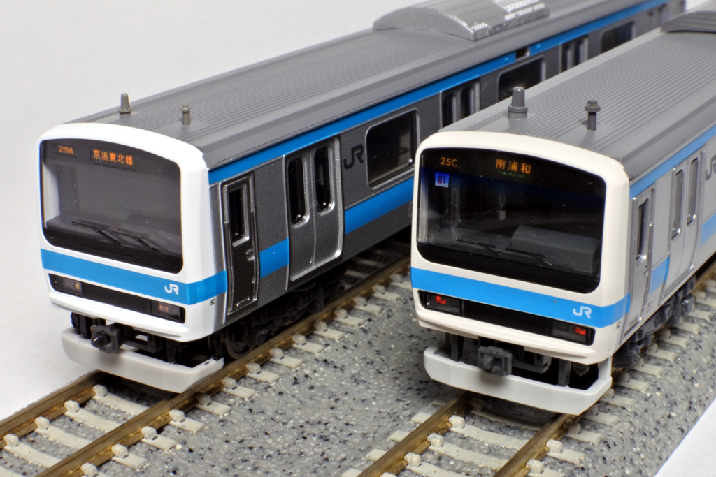 KATOとTOMIXを比較！209系500番台のNゲージ模型レビュー