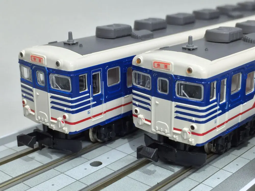 キハ58系 急行形気動車（新潟色）入線です。KATO 10-357 | NGaugeJP