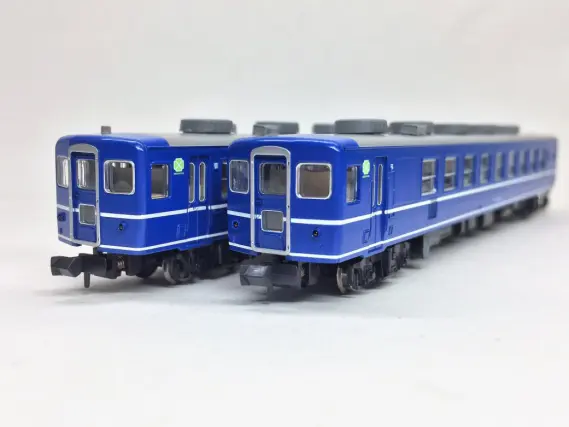 12系 お座敷列車 「カヌ座」＋「サロン佐渡」登場時が入線です