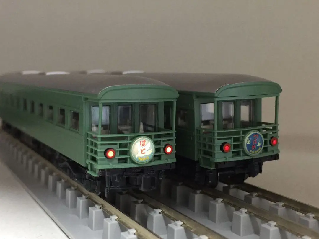 特急「はと」青大将 入線です！と言いたいけど。KATO 10-234 / 10-235