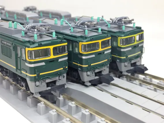 EF81 トワイライトエクスプレス色が入線しました。KATO 3066-2