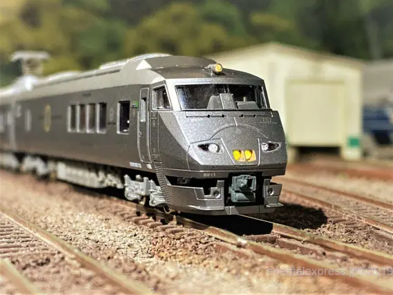 787系「アラウンド・ザ・九州」が入線しました。KATO 10-1540 7両