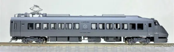 787系「アラウンド・ザ・九州」が入線しました。KATO 10-1540 7両