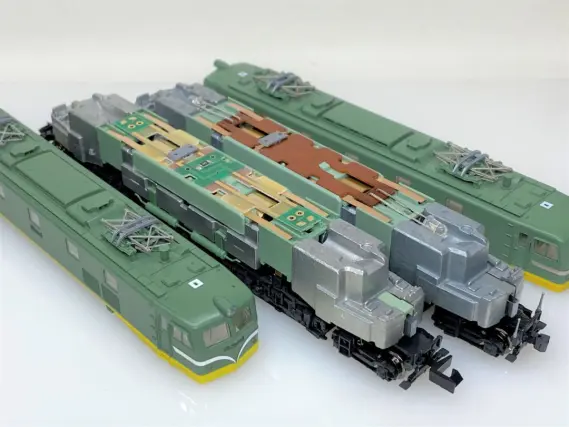 EF58 初期形大窓 青大将 の入線です。KATO 3039 | NGaugeJP - 横濱模型