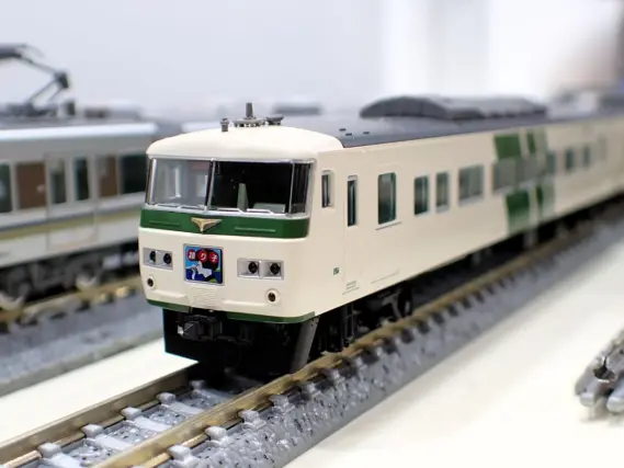 TOMIX 185系0番代（踊り子・強化型スカート）基本セットA 品番：98566