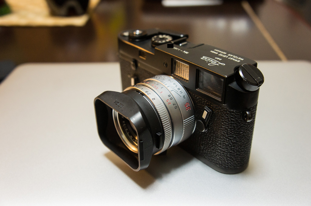 Leica M4 Black Chrome 初期ロット - 晴れ時々ジャズ、雨のちカメラ
