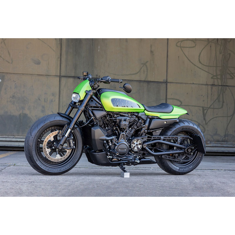 リックスモーターサイクルズ□ サイドマウント ナンバープレート