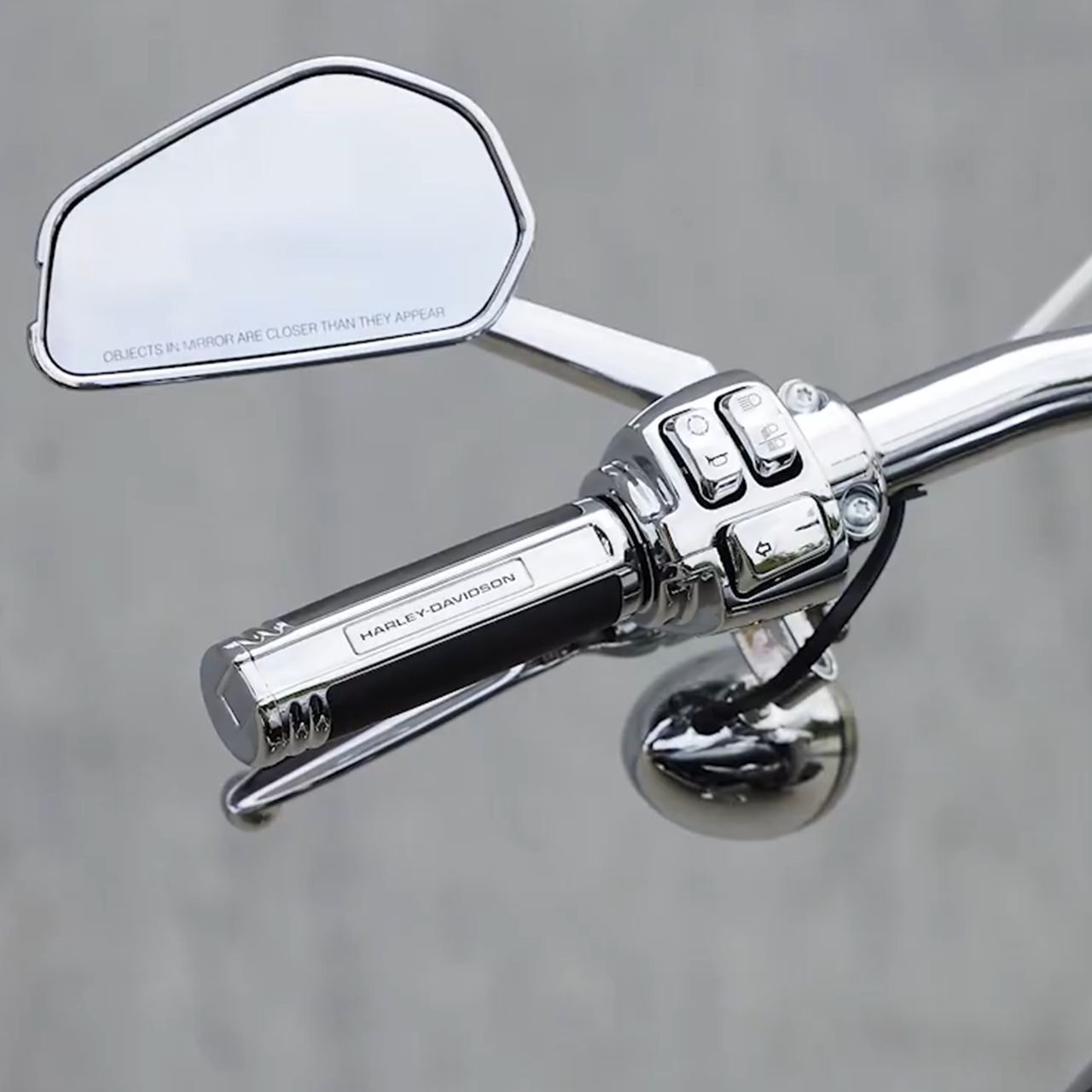 ハーレー純正□エンパイア ハンドグリップ クローム 【FXDLS/17年以前