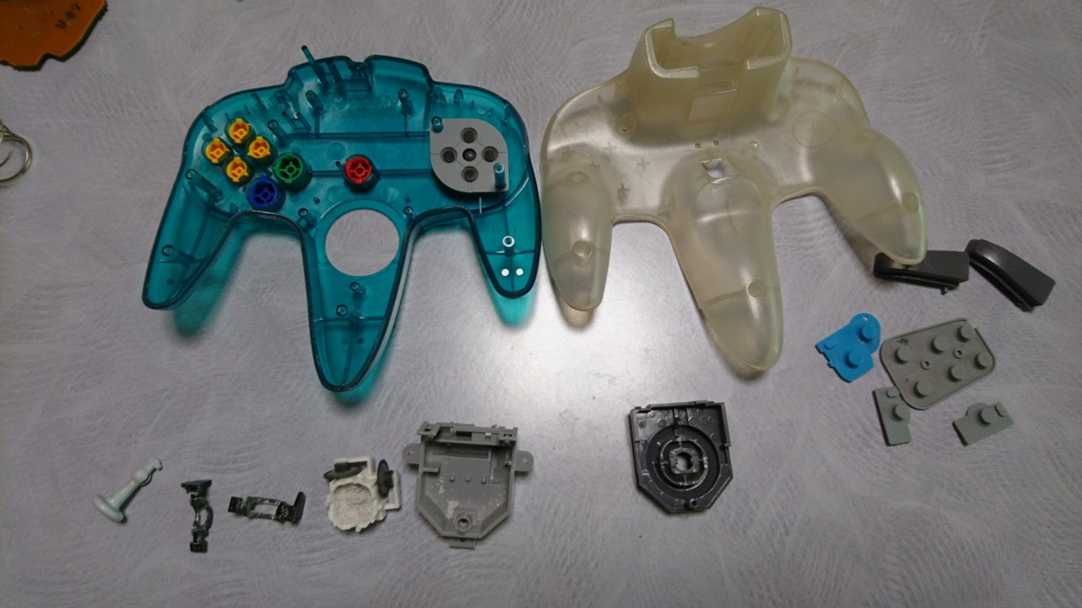 ジャンク品のN64コントローラー修理！ ～分解清掃編～ | よぴかりさん