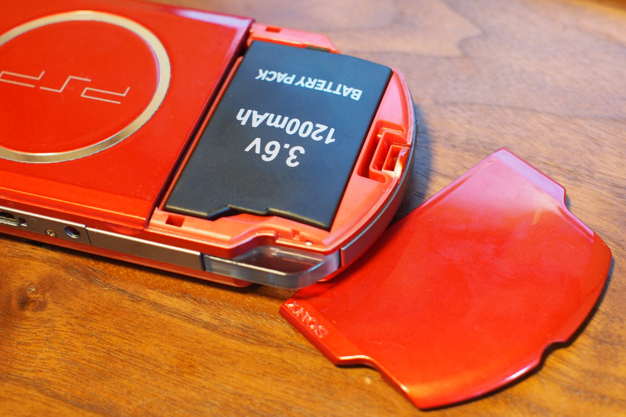 PSP】メモリースティックはいまだに高すぎるので変換アダプタで