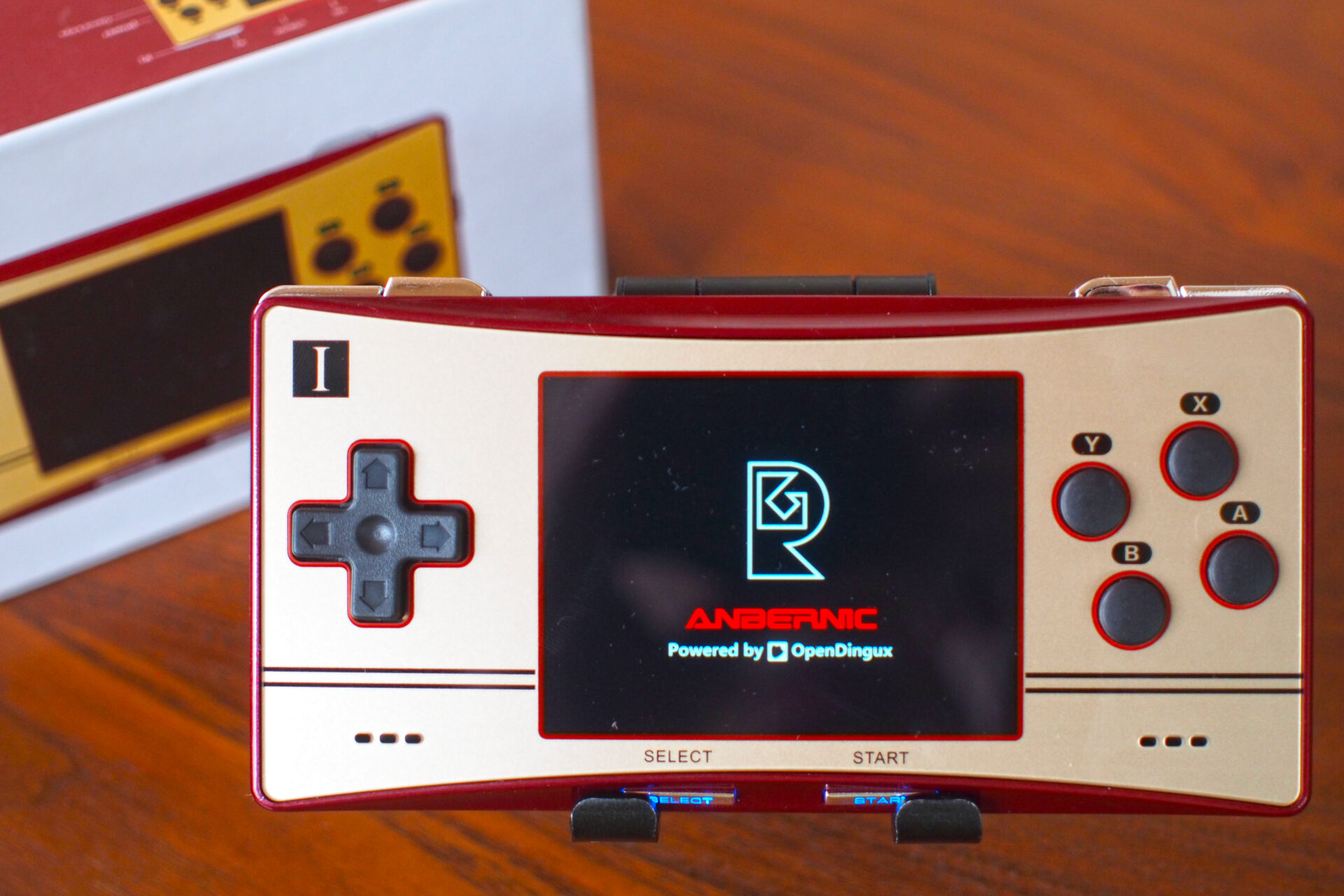 レビュー】シェルの美しさで思う、技術の向上心が底知れないANBERNICの