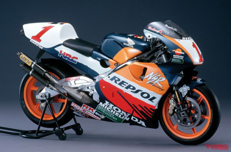 25周年のレプソルホンダチーム体制発表にレジェンドライダーが集う