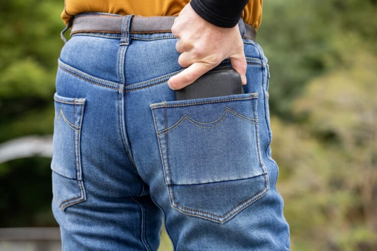 BMCの新製品『防風ジーンズ・ボア』は本当に暖かいのか!? 真実を暴いて