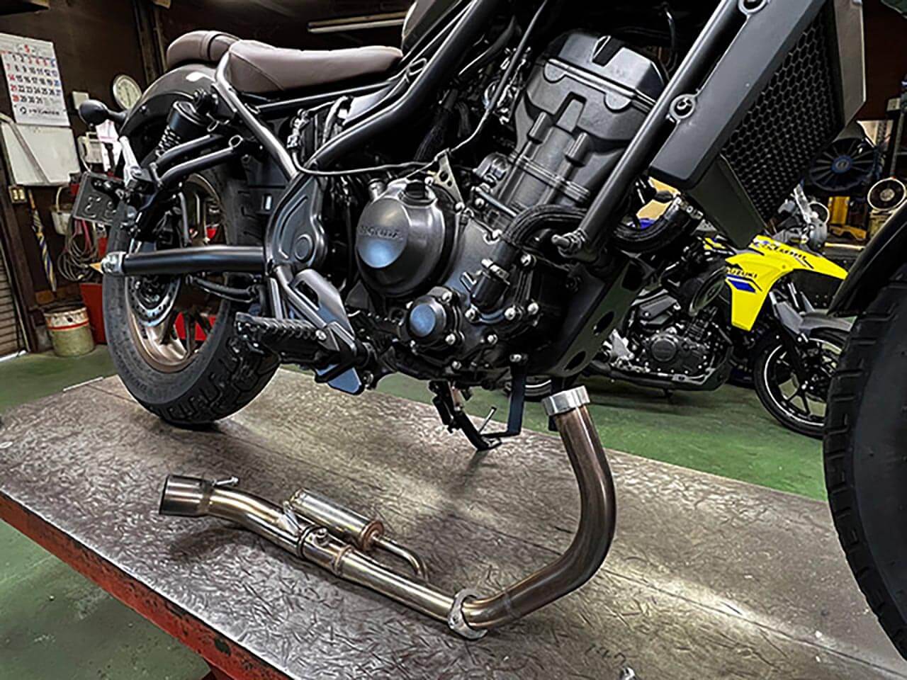 画像 No.8/12] 250ccとは思えないほどのゆとりのあるトルクとライダー