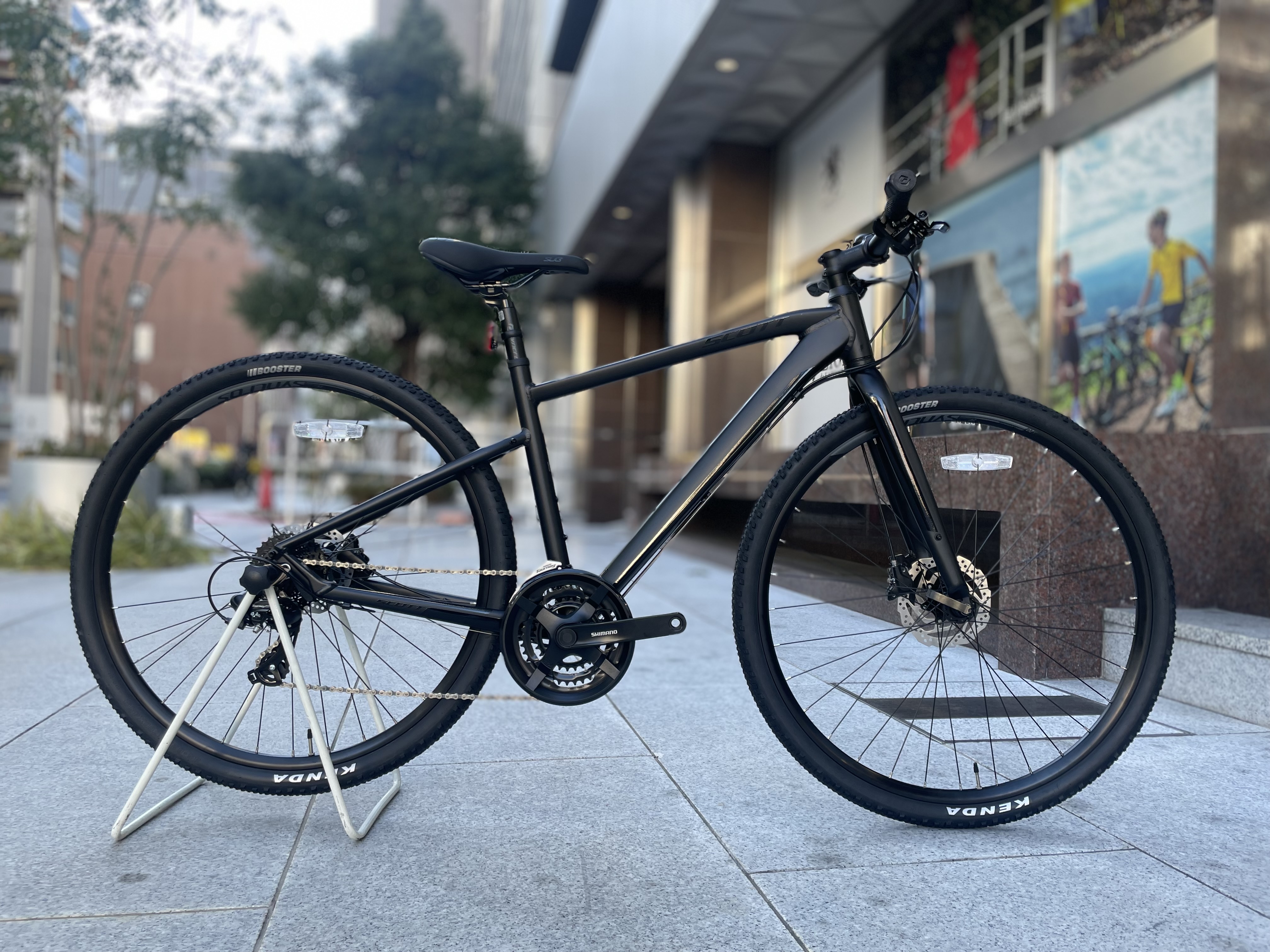 春から乗り出したい方は今のうちに！通勤・通学、舗装路も荒れた路面