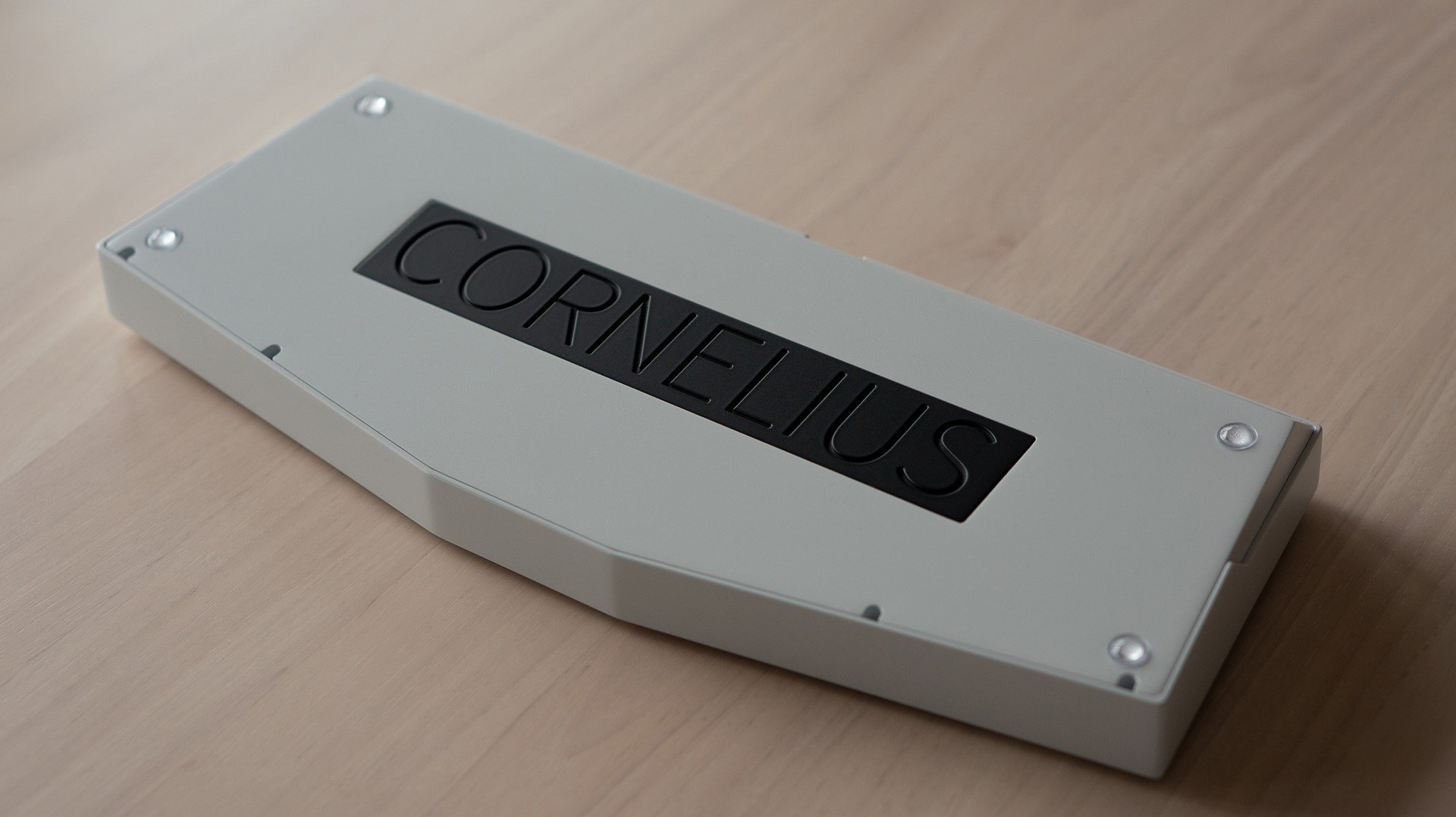 GB] Cornelius
