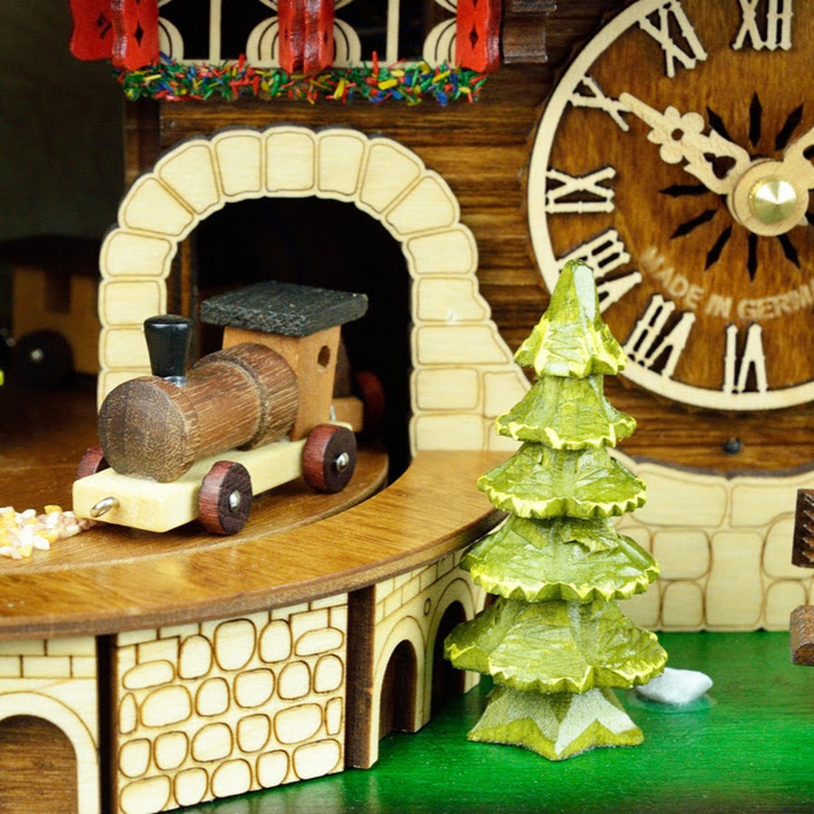鳩時計専門店森の時計 MORINOTOKEI CUCKOO CLOCK - YouTube