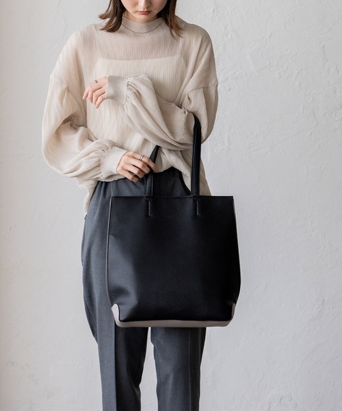 VitaFelice（ヴィータフェリーチェ） トートバッグ ツートーンスクエア