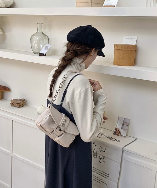 ショルダーバッグ バッグ 外ポケットチェーンショルダーバッグ