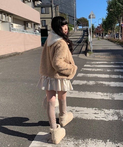 anyonemore パーカー フェイクファーフード付きニットジップアップ