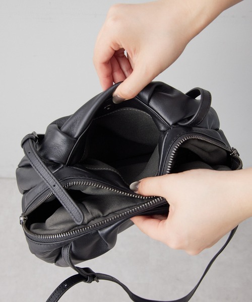 ear PAPILLONNER（イア パピヨネ） ボストンバッグ 「本革/430g