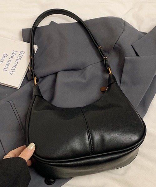 ショルダーバッグ バッグ スエードハーフムーンショルダーバッグ