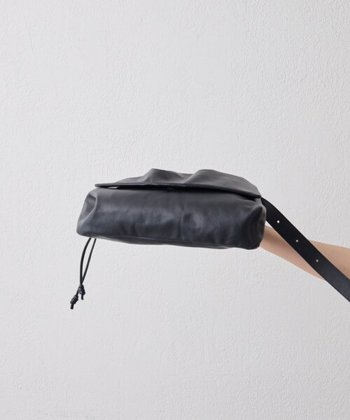 ear PAPILLONNER（イア パピヨネ） ショルダーバッグ バッグ レザー