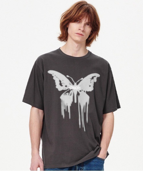 MAHAGRID（マハグリッド） tシャツ BUTTERFLY GOTH TEE/蝶 Tシャツ